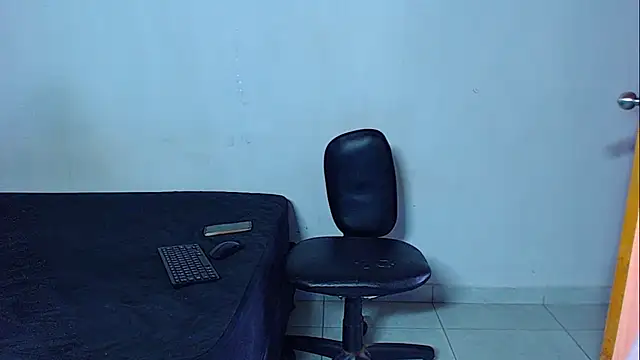 mikecoper 23 online show from March 23, 2026, 1:37 pm