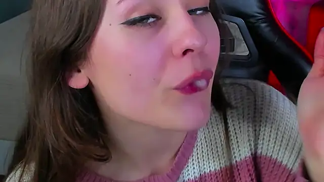 Makima lee online show from February 27, 2025, 4:32 pm