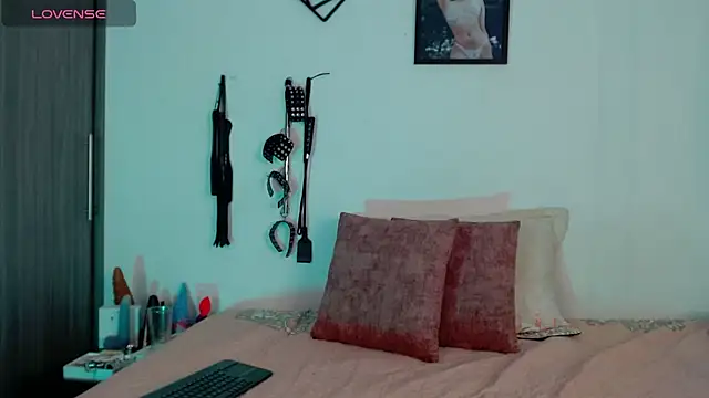 Alisson Beckett online show from February 21, 2025, 6:37 pm