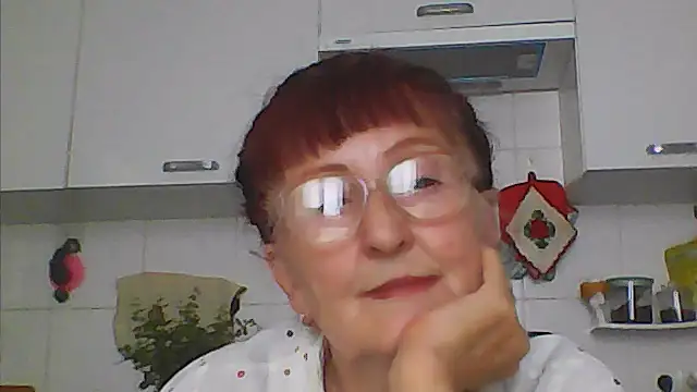 Snapshot of TanyaSweet634 chatting on July 14, 2026, 5:34 am TanyaSweet634 online show from July 14, 2026, 5:34 am