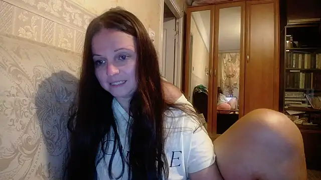 Snapshot of CatMelissa chatting on September 15, 2025, 9:48 pm CatMelissa online show from September 15, 2025, 9:48 pm
