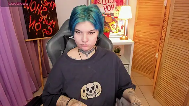 mekurisu online show from February 7, 2025, 6:14 am