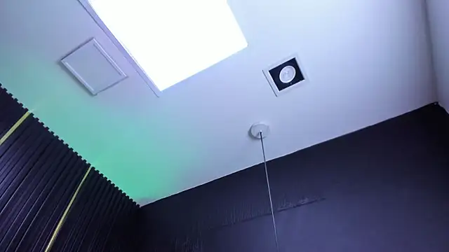 AndyBlake  online show from March 5, 2025, 3:18 am