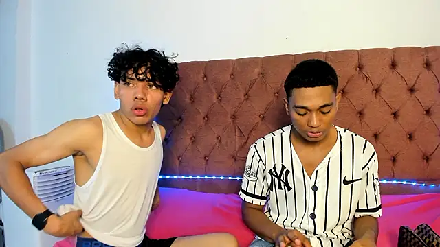 boys yourparty online show from February 1, 2026, 1:04 am