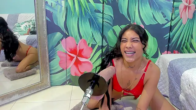 Mieldeluna online show from February 20, 2026, 6:59 am