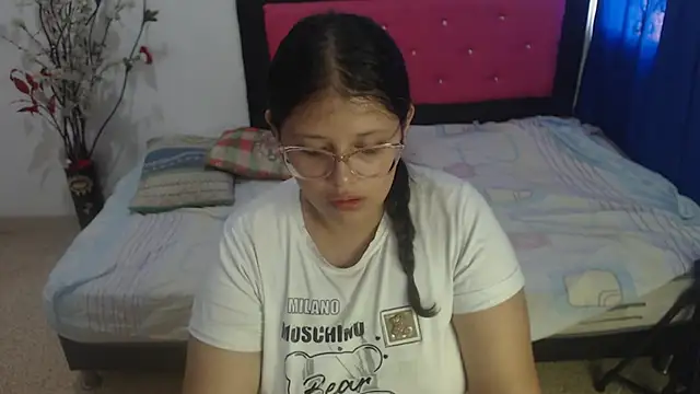 angel barbie 1 online show from November 6, 2025, 3:35 pm