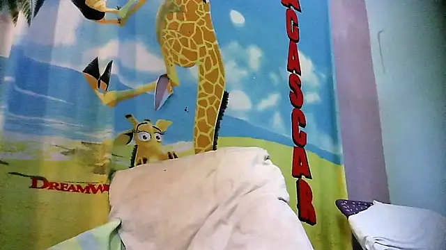 Katerine43 online show from March 1, 2025, 8:21 pm