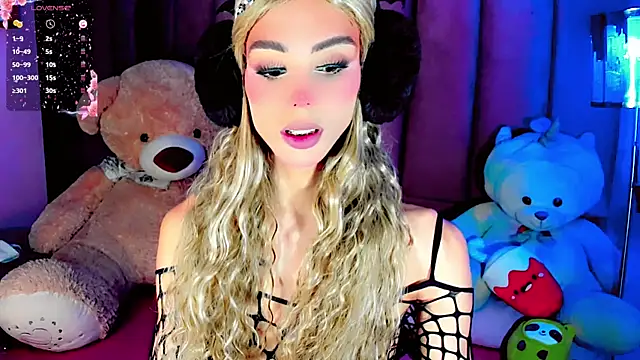 Snapshot of dollswit01 chatting on January 18, 2026, 3:27 pm dollswit01 online show from January 18, 2026, 3:27 pm