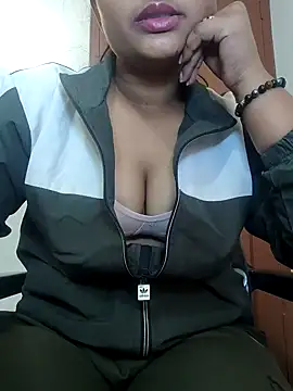 Snapshot of mishti_kaur chatting on December 5, 2024, 10:55 am mishti kaur online show from December 5, 2024, 10:55 am