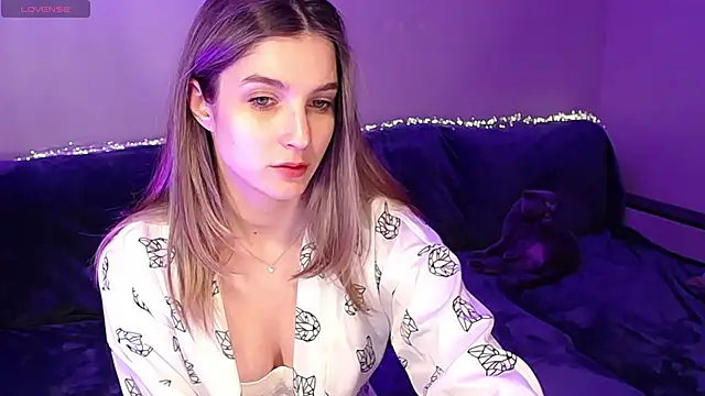 Abigail Wills online show from April 8, 2026, 5:24 pm