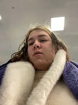 SuzieMurray online show from December 19, 2024, 9:18 am