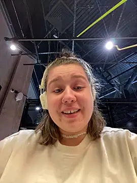 SuzieMurray online show from February 27, 2025, 11:20 am