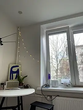 SuzieMurray online show from April 5, 2026, 8:33 am