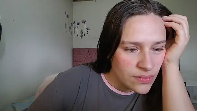 Snapshot of Serenity chatting on May 11, 2026, 5:54 pm Serenity online show from May 11, 2026, 5:54 pm