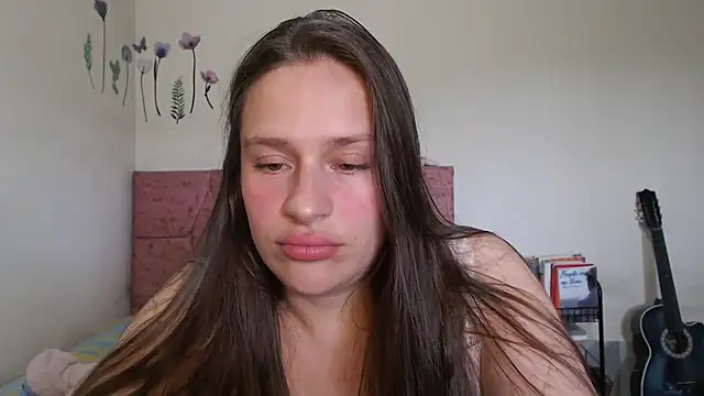 Snapshot of Serenity chatting on May 19, 2026, 9:10 pm Serenity online show from May 19, 2026, 9:10 pm