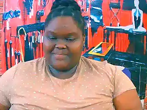 EbonyHotBuns online show from November 17, 2025, 10:26 pm