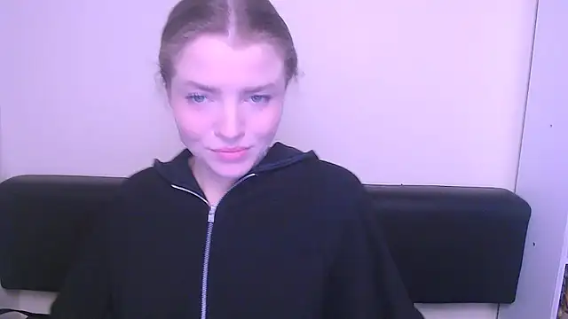 MissOliviaa  online show from February 3, 2025, 7:51 am