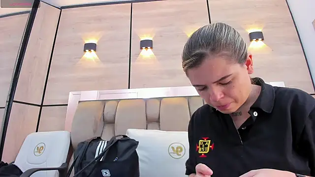 dorothy vegga online show from February 2, 2026, 4:00 am