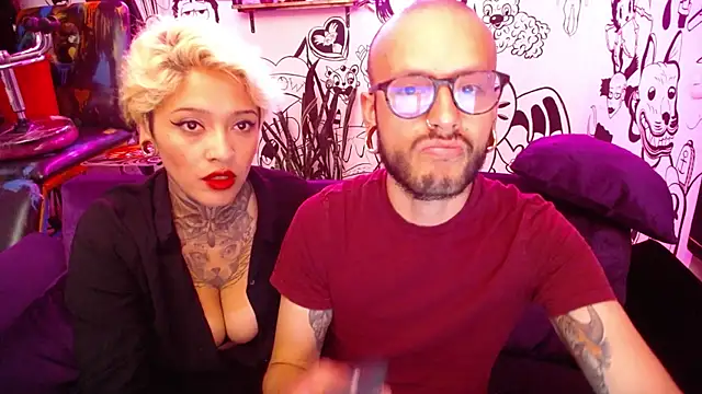 Snapshot of tatouagendecouple chatting on February 2, 2025, 3:21 am tatouagendecouple online show from February 2, 2025, 3:21 am