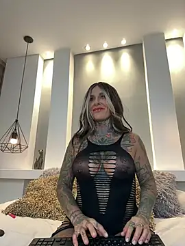 remyflux666 online show from June 26, 2026, 11:20 pm