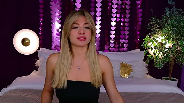 HelenaMorgan online show from March 13, 2026, 3:02 am