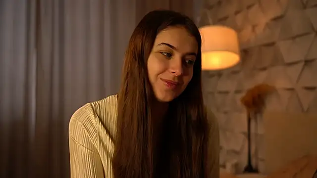 elisa moon online show from February 14, 2026, 9:39 am