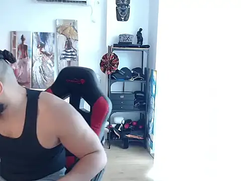 Snapshot of 1LordKingsley chatting on July 4, 2026, 11:05 am 1LordKingsley online show from July 4, 2026, 11:05 am