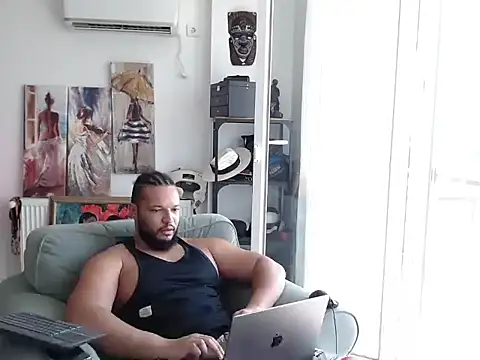 Snapshot of 1LordKingsley chatting on July 11, 2026, 1:36 pm 1LordKingsley online show from July 11, 2026, 1:36 pm