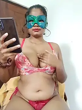 Snapshot of Zaraangle chatting on June 28, 2026, 7:58 am Zaraangle online show from June 28, 2026, 7:58 am