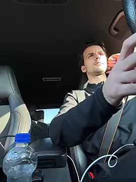 marti91740 online show from February 4, 2026, 1:06 pm