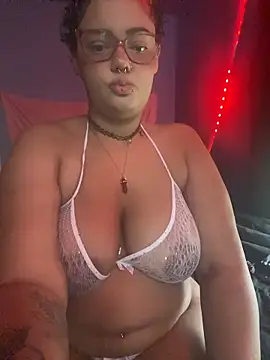 y0urlilgf online show from March 27, 2026, 5:56 pm