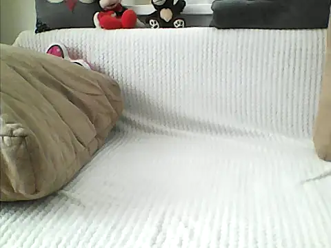 Snapshot of Lisak951 chatting on September 17, 2025, 7:43 am Lisak951 online show from September 17, 2025, 7:43 am