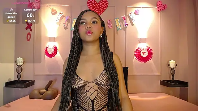 Snapshot of HAYLANISMITH chatting on February 19, 2025, 12:11 pm HAYLANISMITH online show from February 19, 2025, 12:11 pm