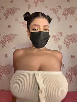 shanelle0 online show from October 25, 2025, 2:30 am