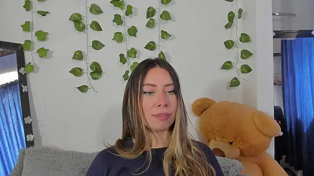 JanneKim online show from October 30, 2025, 2:40 pm