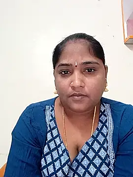 Snapshot of Mounika-Sexy chatting on May 8, 2026, 5:13 am Mounika-Sexy online show from May 8, 2026, 5:13 am