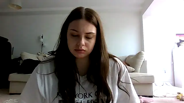 Krystal Tx online show from May 3, 2026, 4:46 pm