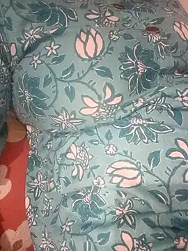 Snapshot of EeshaBhabi chatting on November 27, 2025, 2:19 pm EeshaBhabi online show from November 27, 2025, 2:19 pm