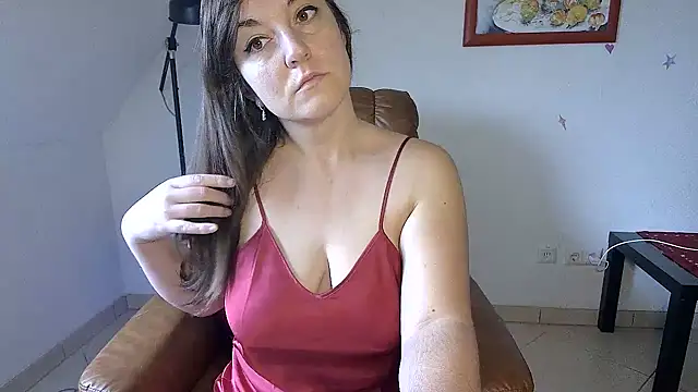 Snapshot of stunning_Rosi chatting on December 25, 2024, 10:06 am stunning Rosi online show from December 25, 2024, 10:06 am