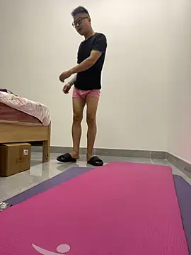 lixiaoshuai8 online show from March 13, 2025, 5:00 am