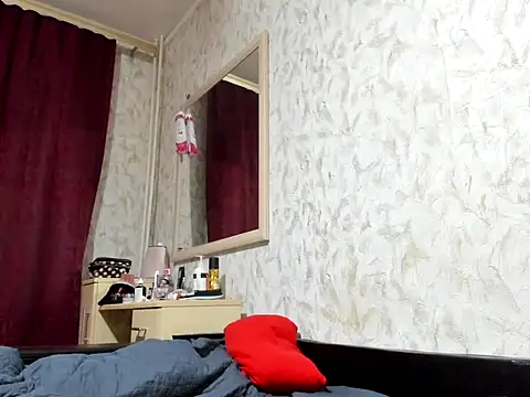 ElektraShine29 online show from September 10, 2025, 7:47 pm