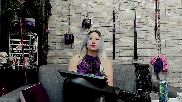 CruelMistress online show from February 26, 2026, 1:48 am