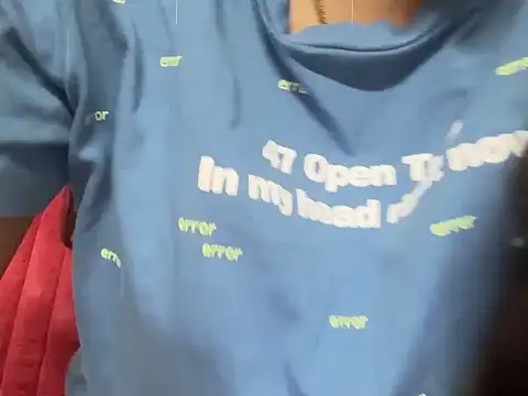 Snapshot of _FluffyHxney_ chatting on December 7, 2024, 5:59 am FluffyHxney online show from December 7, 2024, 5:59 am