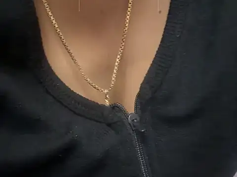 Snapshot of _FluffyHxney_ chatting on December 26, 2024, 4:53 am FluffyHxney online show from December 26, 2024, 4:53 am