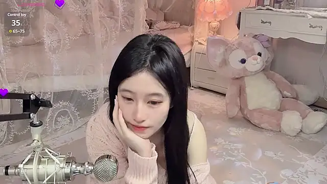 JennieKim RoseannePark online show from December 22, 2024, 6:28 am