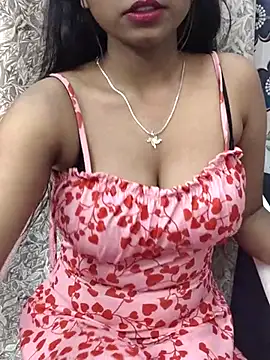 Snapshot of Ishaani_0 chatting on February 18, 2025, 12:26 am Ishaani 0 online show from February 18, 2025, 12:26 am