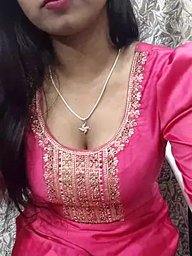 Snapshot of Ishaani_0 chatting on March 10, 2025, 5:39 pm Ishaani 0 online show from March 10, 2025, 5:39 pm