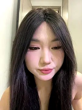 xyebobs online show from November 21, 2025, 2:27 pm