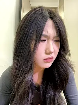 xyebobs online show from January 19, 2026, 3:38 pm