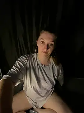 Snapshot of Stoner_BarbieXX chatting on June 26, 2026, 9:08 pm Stoner BarbieXX online show from June 26, 2026, 9:08 pm